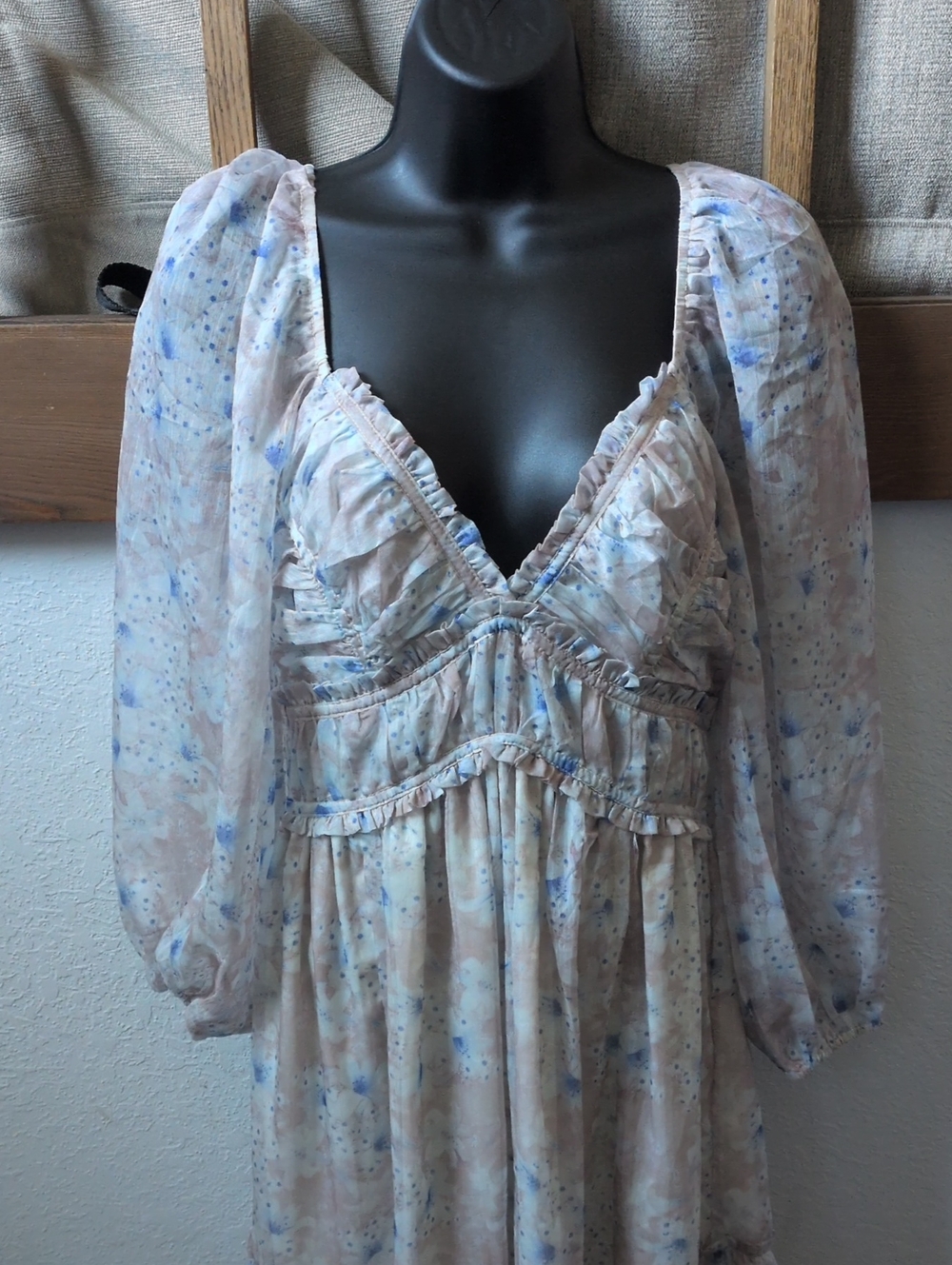 ✨ Daphne Maxi Dress from Worth Collective size m - Picture 3 of 11